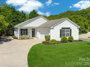 102 Daventry Pl, Mooresville, NC 28117