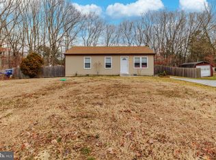 3 Pin Oak Dr, Atco, NJ 08004
