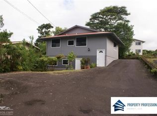 2037 Waianuenue Ave, Hilo, HI 96720