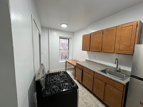 3rd image of 80-20 Broadway #3J