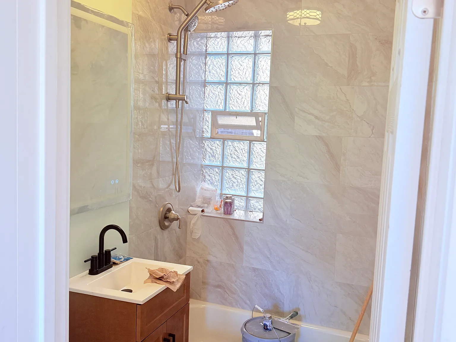 3 bed, $3,300 — Photo 4