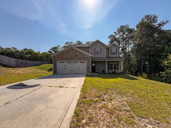 267 High Leaf Dr, Raeford, NC 28376