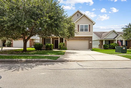 157 Carmel Dr Photo 1