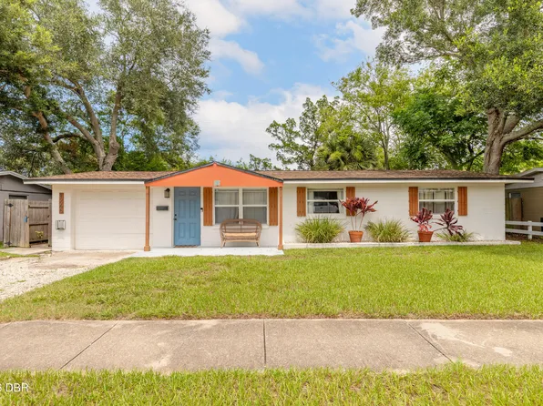1245 Essex Rd, Daytona Beach, FL 32117