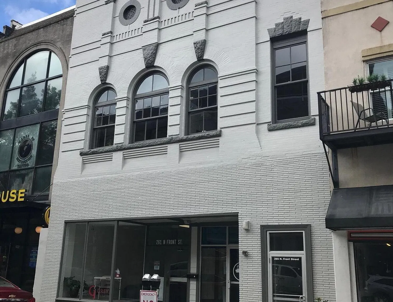 1 bed, 1.0 bath, 700 sqft, $1,350 — Photo 1