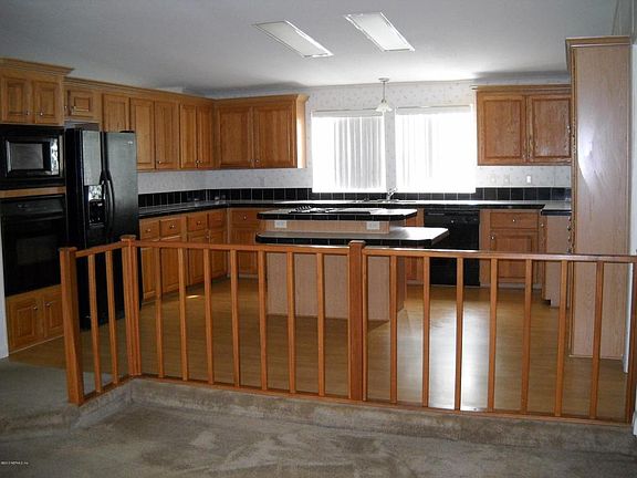 3rd image of 2270 Mimosa Ave S