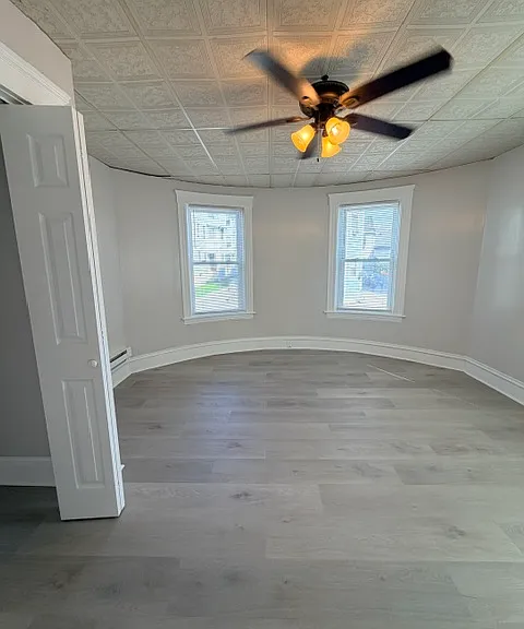 73 Esther St #1 — Photo 9