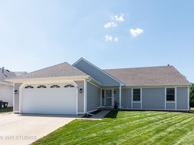 5 Bonnie Ct, Lake In The Hills, IL, 60156