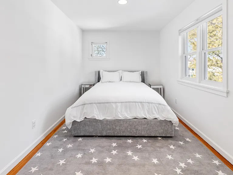 141 Harvest Ln — Photo 20