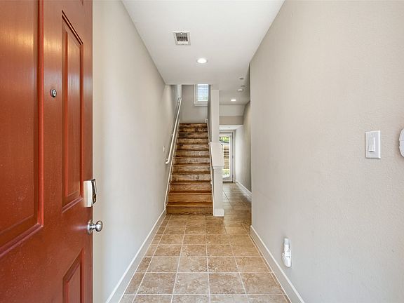 5th image of 4211 Rawlins St Unit 420