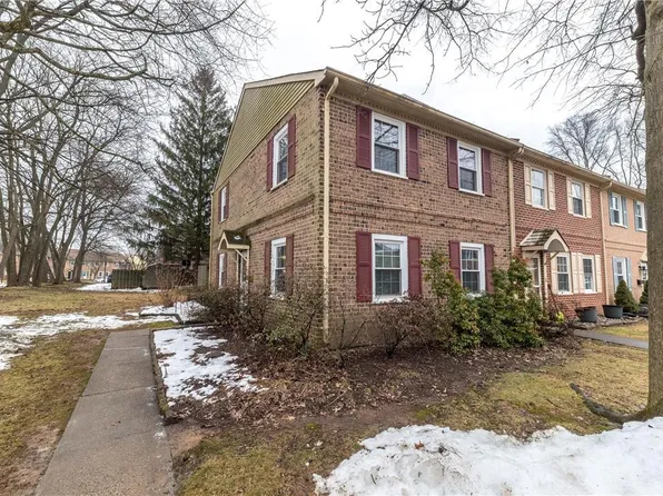 79 Stonegate Vlg, Quakertown, PA 18951