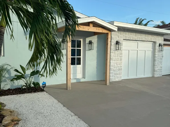 105 147th Ave E, Madeira Beach, FL 33708