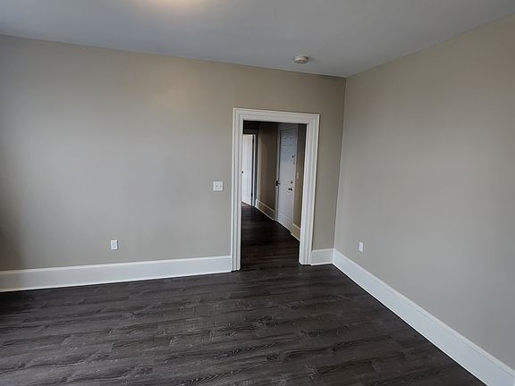 4th image of 6 Poplar St #Dd