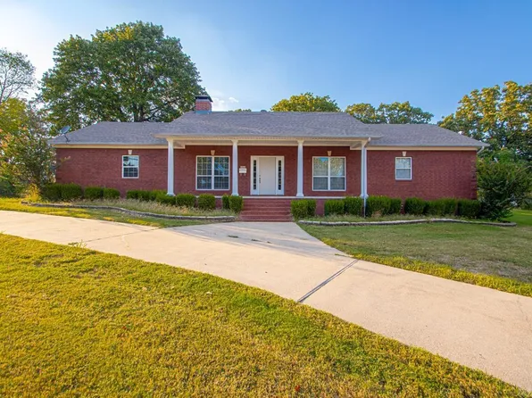 5301 N Cedar St, North Little Rock, AR 72116