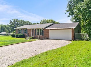 10910 Saint Wendel Rd, Evansville, IN 47720