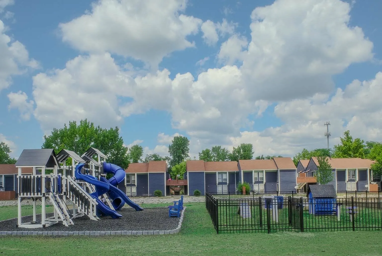 Lakeshore Cove — Photo 3