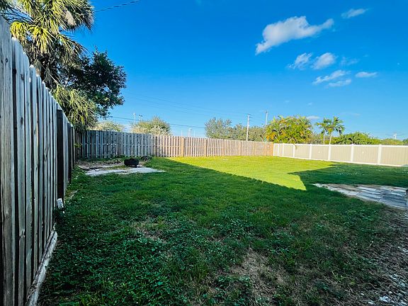 2nd image of 1355 Golf Dr