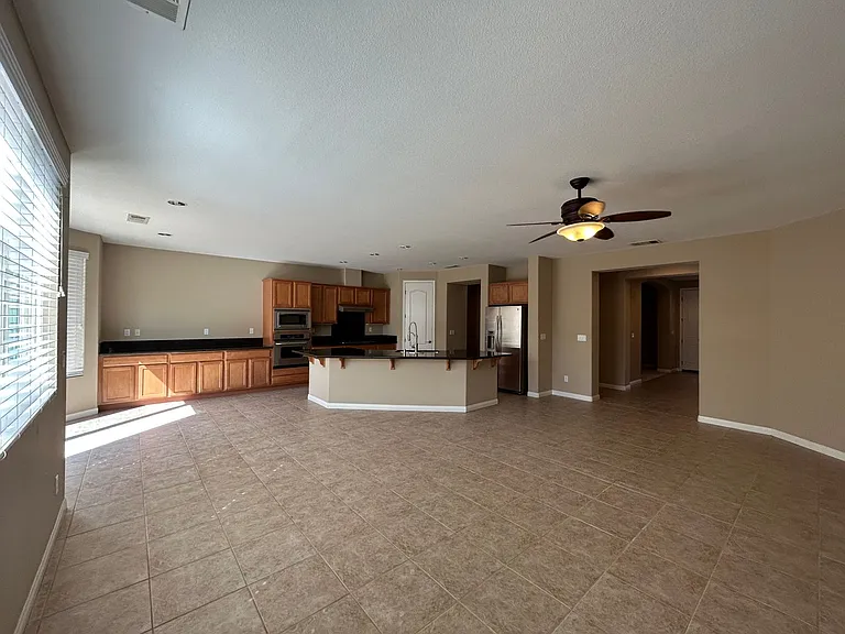 15005 Via Messina Dr — Photo 34