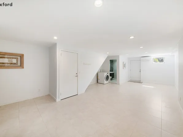 66-10 Jay Avenue image 11 of 11