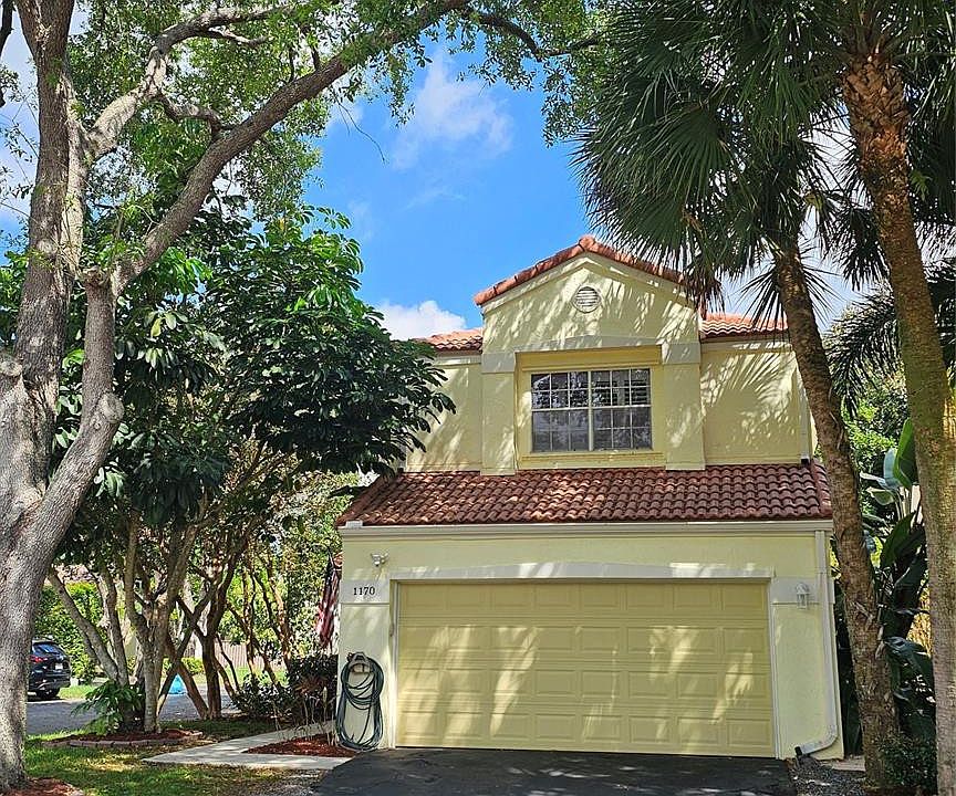 1st image of 1170 NW 107th Avenue