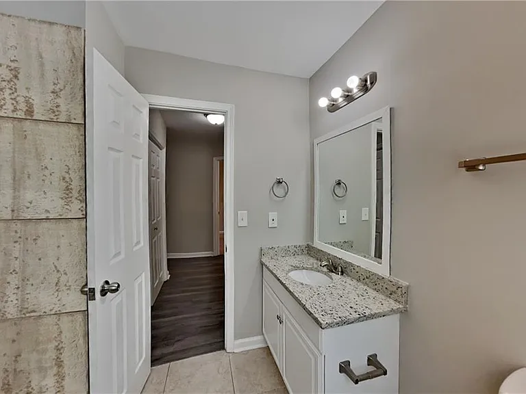 603 Brolley Ct — Photo 18