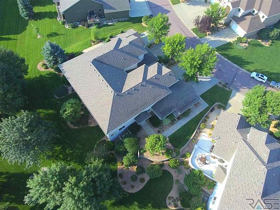 2nd image of 5808 S Shadow Wood Pl