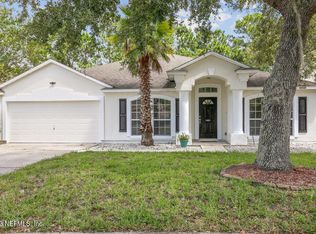 13735 Devan Lee Dr E, Jacksonville, FL 32226