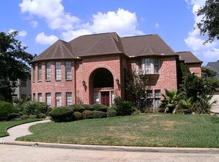 8015 Oxfordshire Dr, Spring, TX 77379