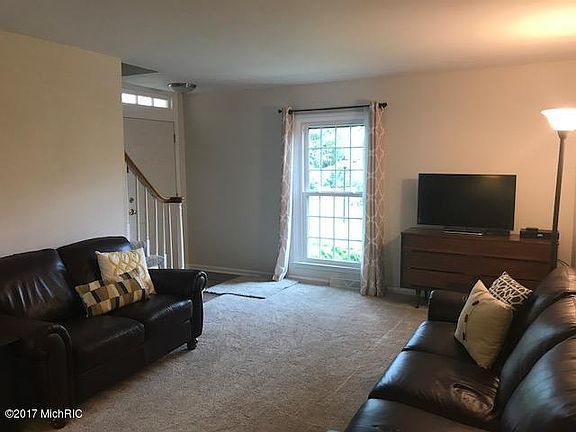 5th image of 2474 Abbington Dr SE #176