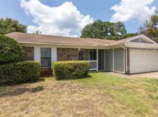 3117 Chippewa Trl, Lake Worth, TX 76135