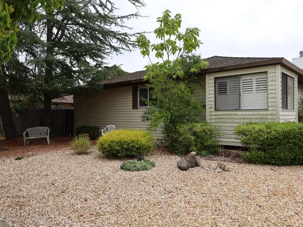 2438 Big Oak Drive, Santa Rosa, CA 95401