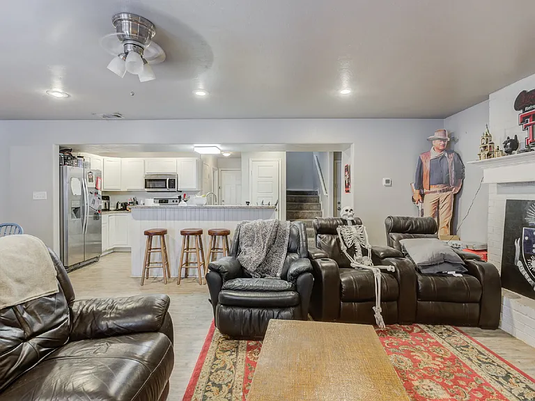 4320 52nd St #B — Photo 7