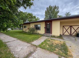 723 E 14th St, Burley, ID 83318