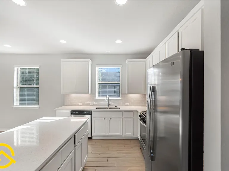 3008 Sage Ranch Dr — Photo 9