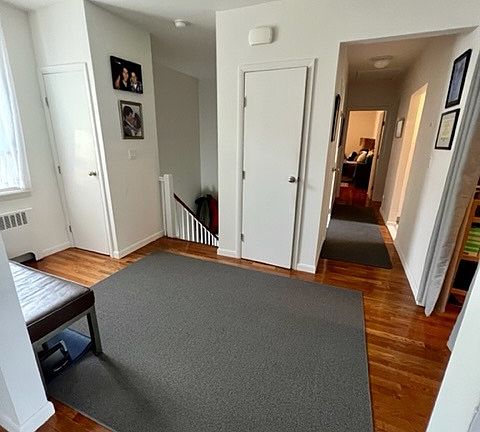 4th image of 295 Broadway #B