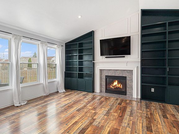 2nd image of 6343 Oakhurst Dr