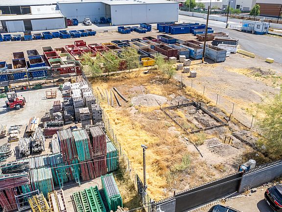 3rd image of 527 E YUMA Street #40