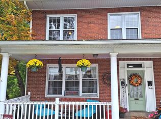 11 W Madison St, Mohnton, PA 19540