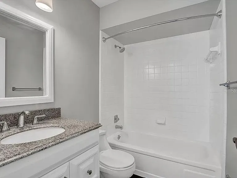 Shared full bathroom on the second floor.