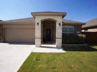 5 Glass Ranch Rd, Odessa, TX 79765