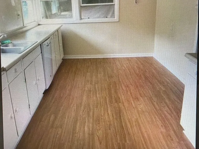 4163 Oakwood Dr — Photo 10