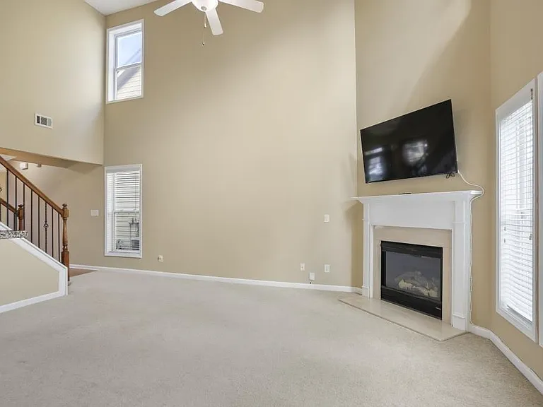 434 Reynoldston Way — Photo 6
