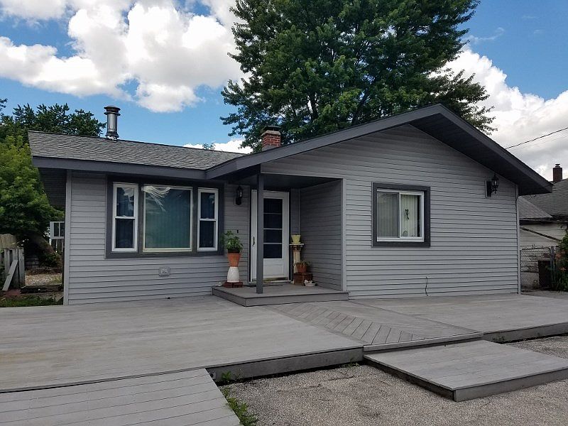 1st image of 4516 N Woodbridge Ave