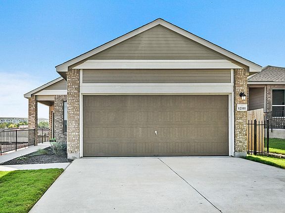 2nd image of 12111 Cantabria Rd
