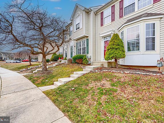 2nd image of 137 Spencer Cir