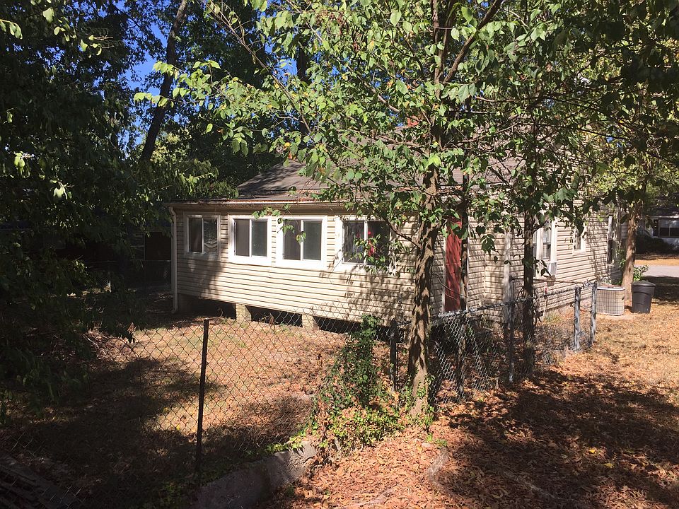 2nd image of 308 W North St