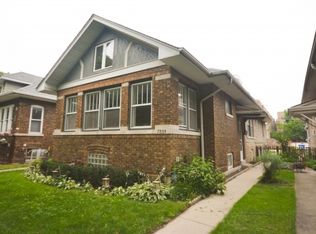 7335 N Bell Ave, Chicago, IL 60645