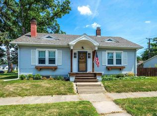 1206 29th St, Moline, IL 61265