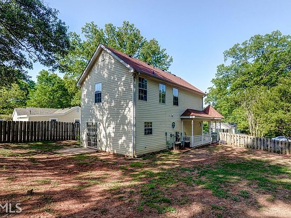 5th image of 859 Tanner Dr
