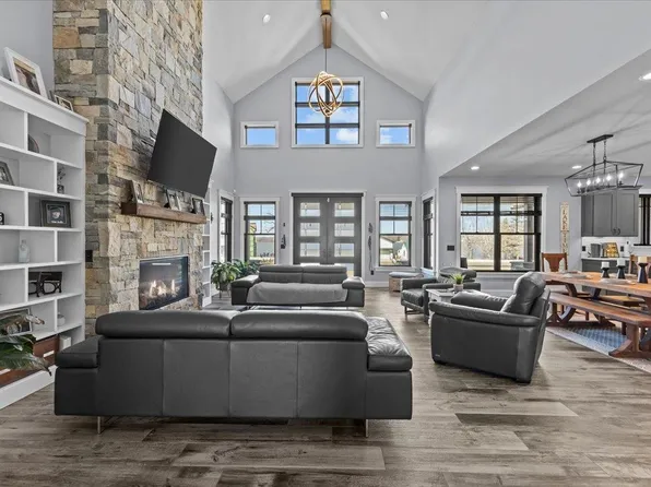 61 Lakewood Drive, Swanton, VT 05488